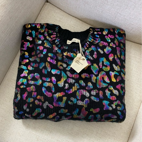 AndTheWhy Los Angeles Graphic Leopard Sweater - Picture 2 of 7